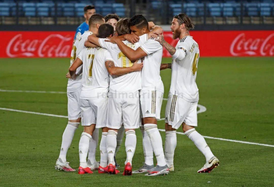 利物浦第二次在欧冠主场丢4+球，上一次是2023年2-5皇马（利物浦欧冠主场第二次丢4+球，上次是2023年2-5不敌皇马）