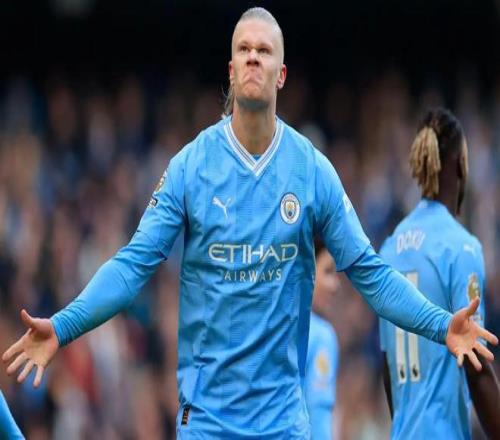 火箭哈登末节爆发连得15分（火箭球星哈登第四节火力全开连取15分）